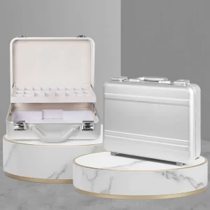 ALUMINUMALLOY Beauty case